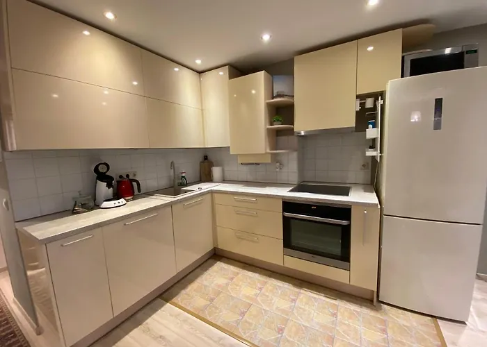 Sunny Apartment, 5min To The Sea. Parking. Self Check In. Apartmán